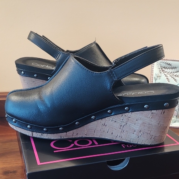 Corkys Black Women's Shoes - Picture 5 of 6